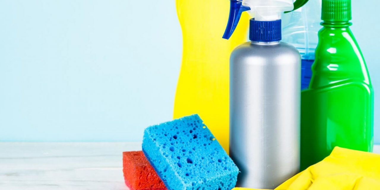 4 Mituri despre curățenie